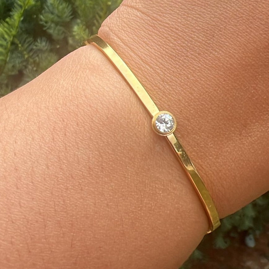 Star Delicate Bangle